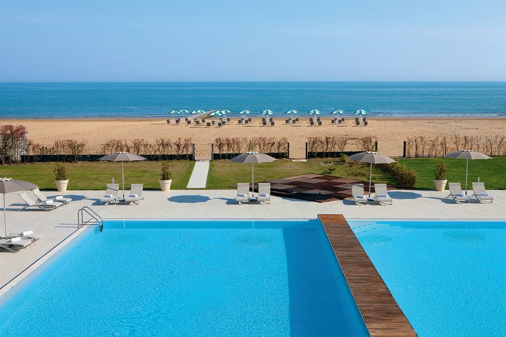 Adriatic Palace Hotel Lido di Jesolo Exterior foto